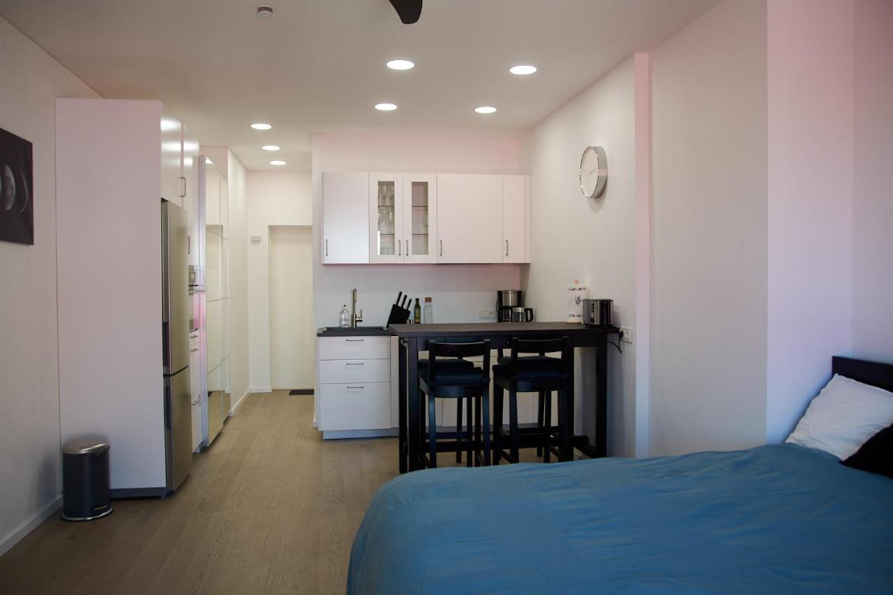Studio Apartment In The Heart Of Riga Old Town Екстер'єр фото